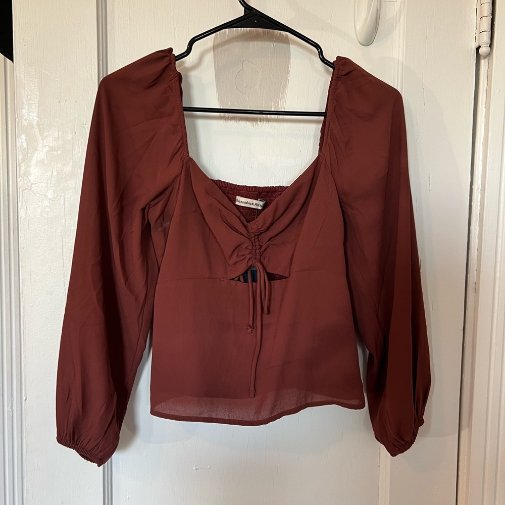 Abercrombie and fitch cinched cut out top